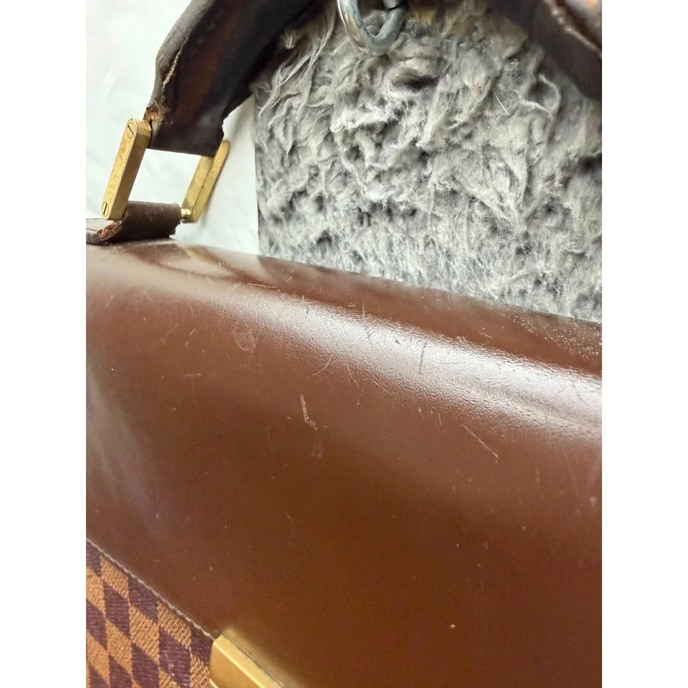 Louis Vuitton pre owned